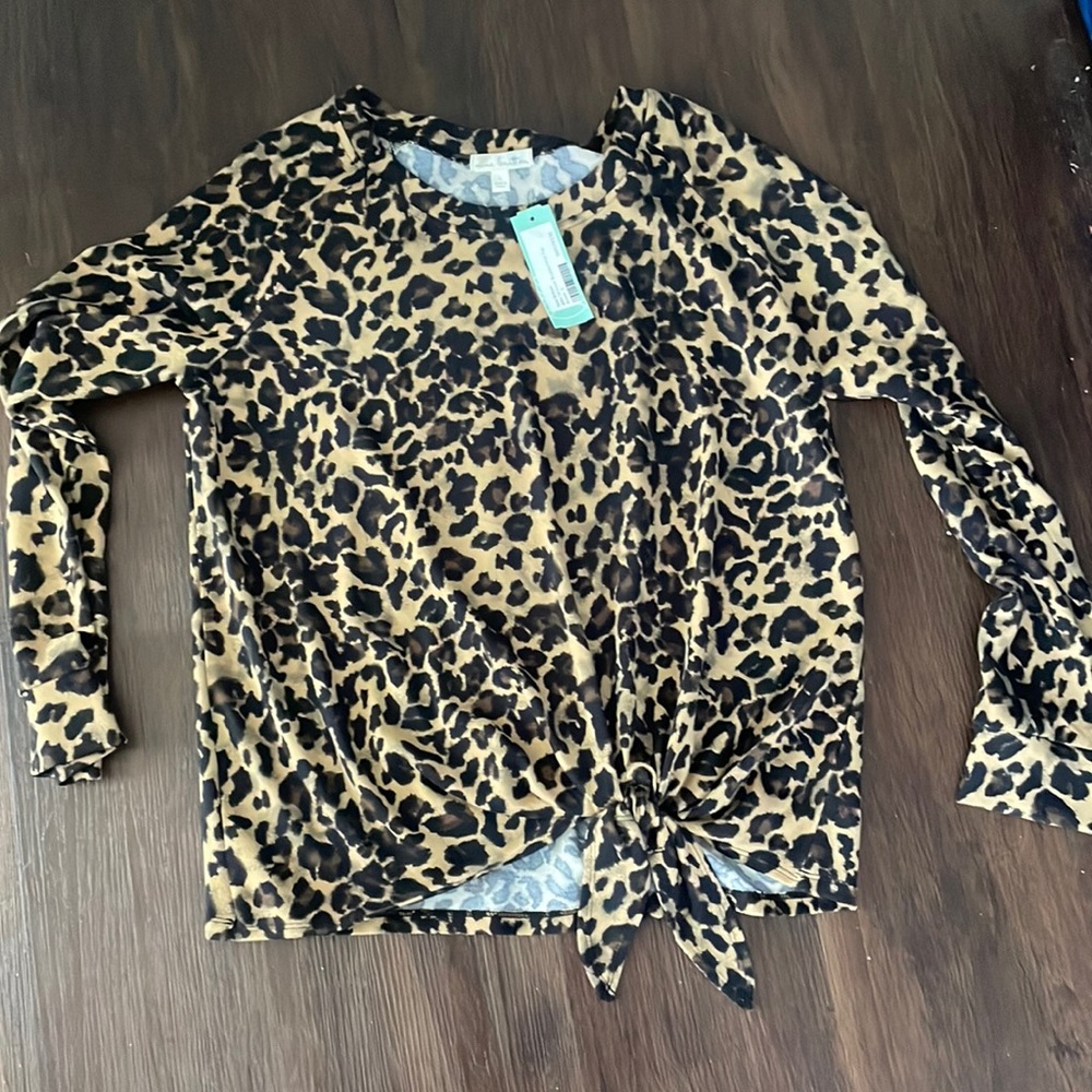 Nine Britton Long sleeve tie top. Sz L